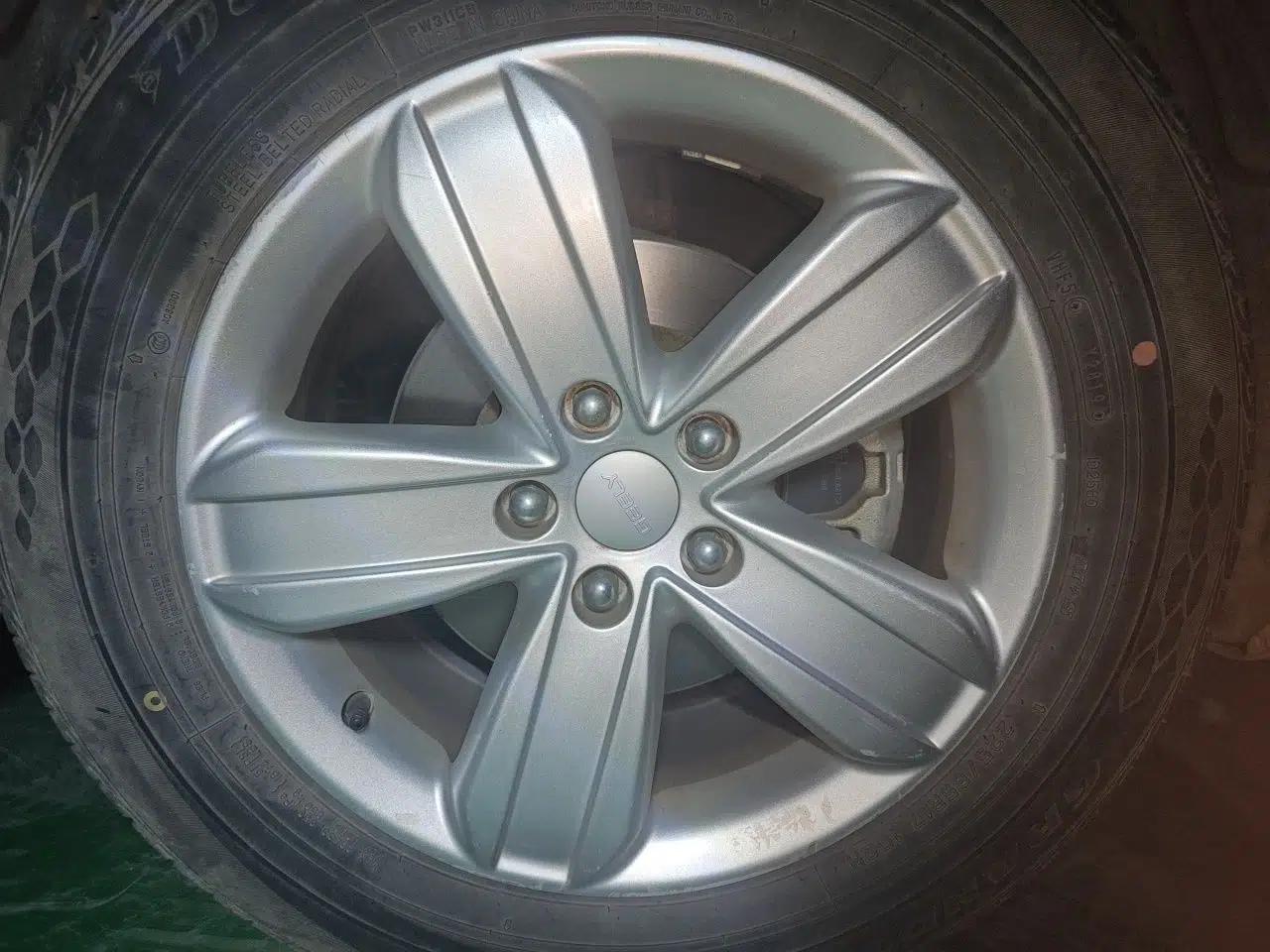 Geely Auto SX7 2013 1.8L Manual Luxury Model — миниатюра 8