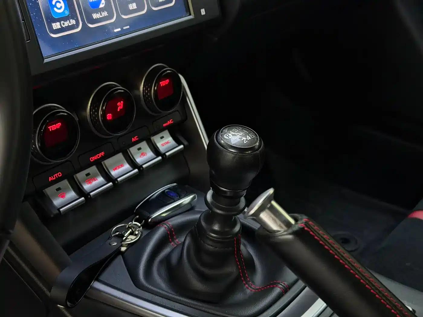 2022 Subaru BRZ 2.4L Manual — миниатюра 5