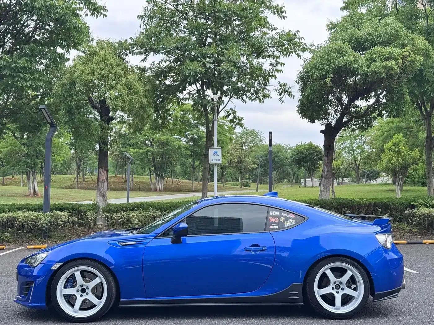 2017 Subaru BRZ 2.0i Automatic Type-RS — миниатюра 10