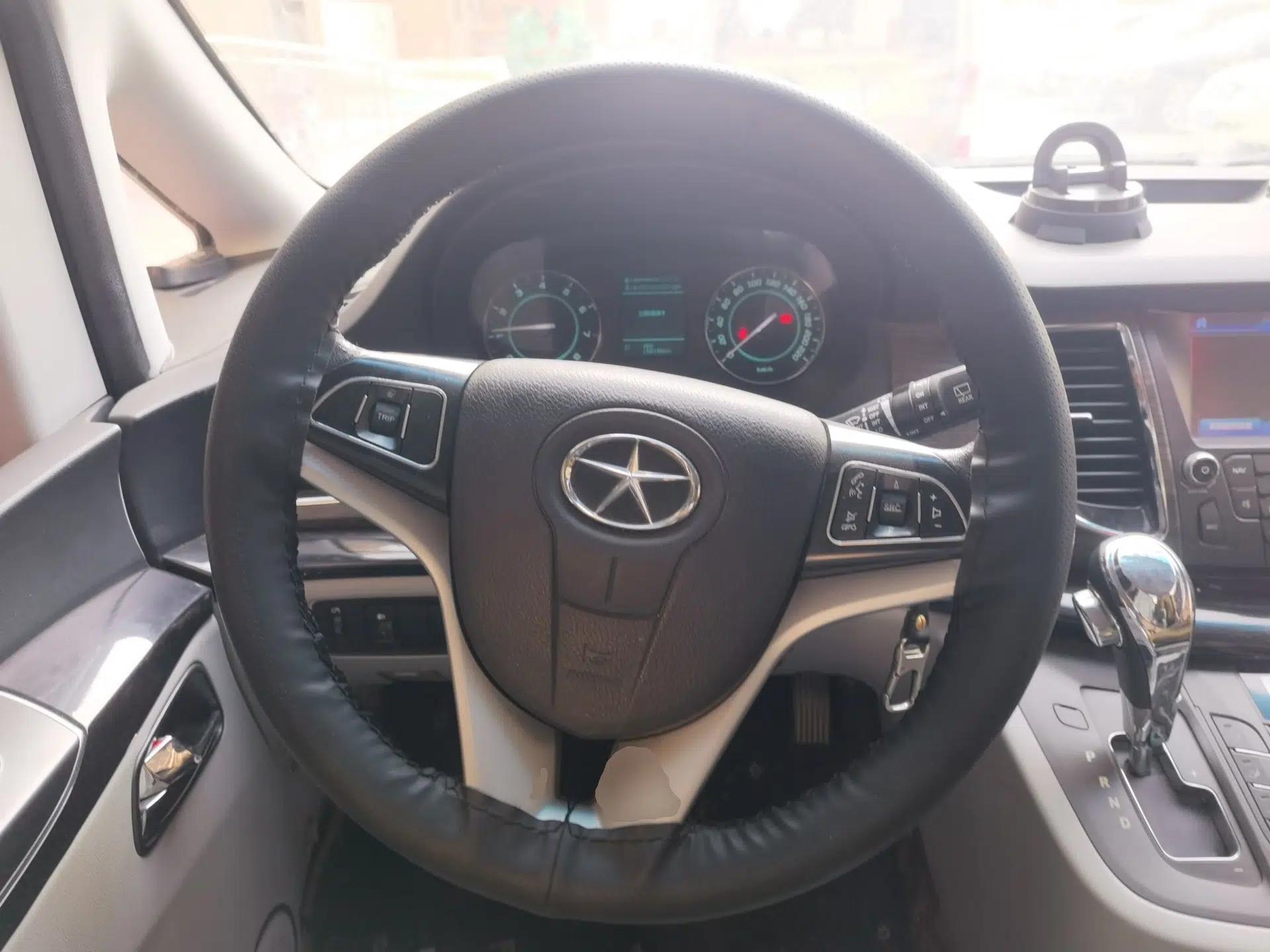 JAC Group Refine M5 2013 2.0T Gasoline Automatic Business Edition — миниатюра 11