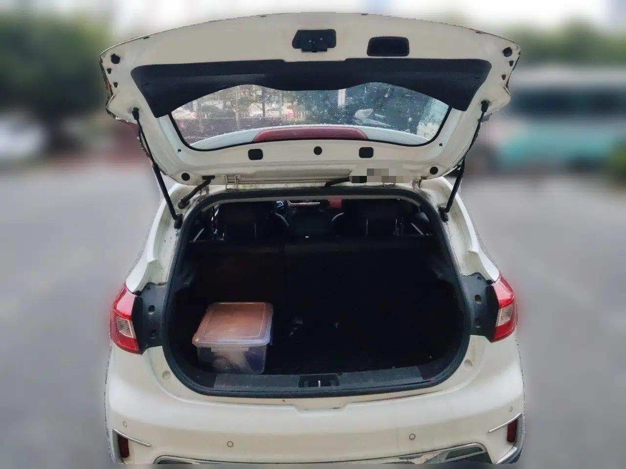 JAC Group Refine S2 2017 1.5L Manual Luxury Smart Model — миниатюра 20