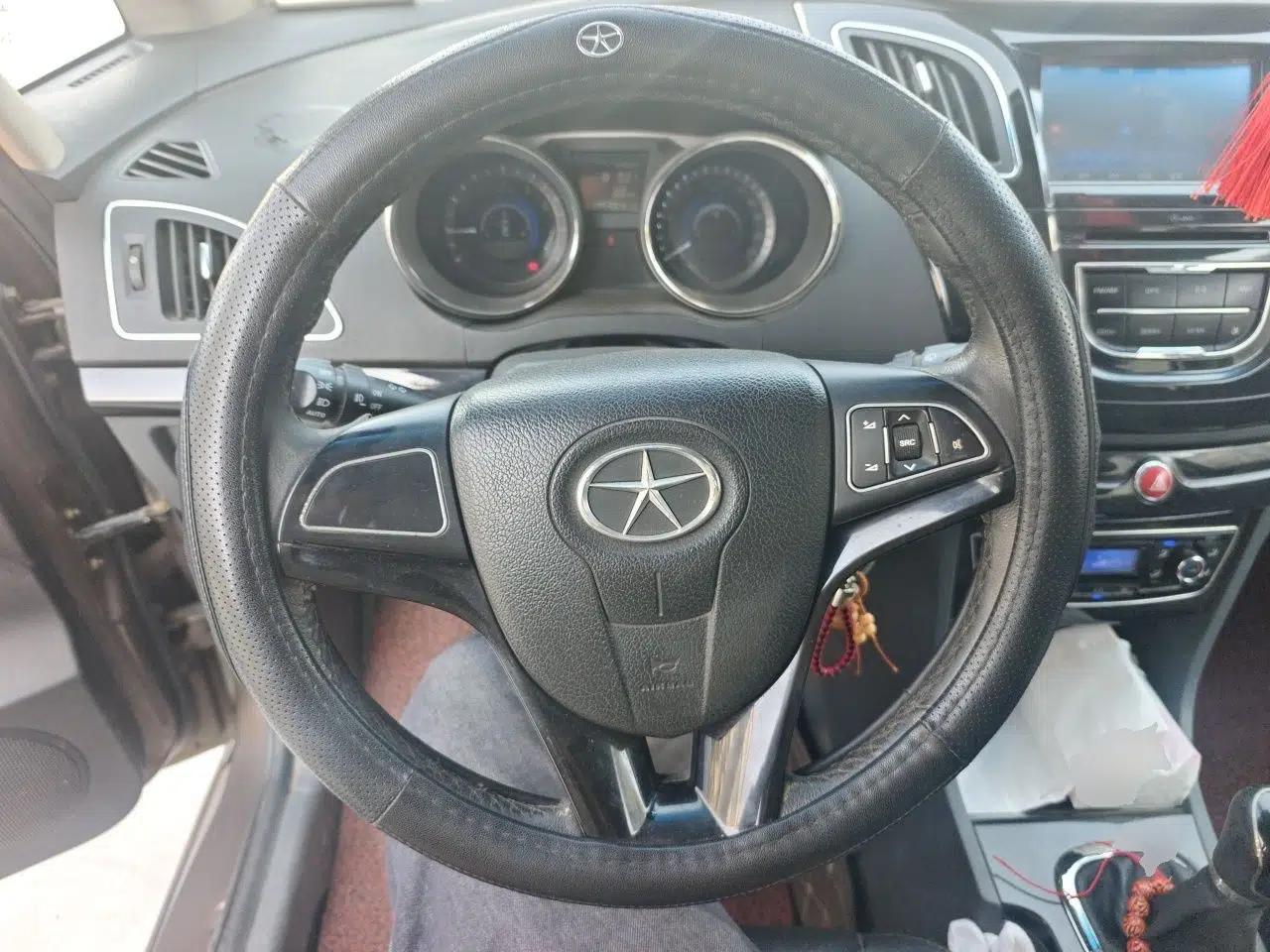 JAC Group Refine M2 2013 1.8L Manual Luxury 5-Seater — миниатюра 11