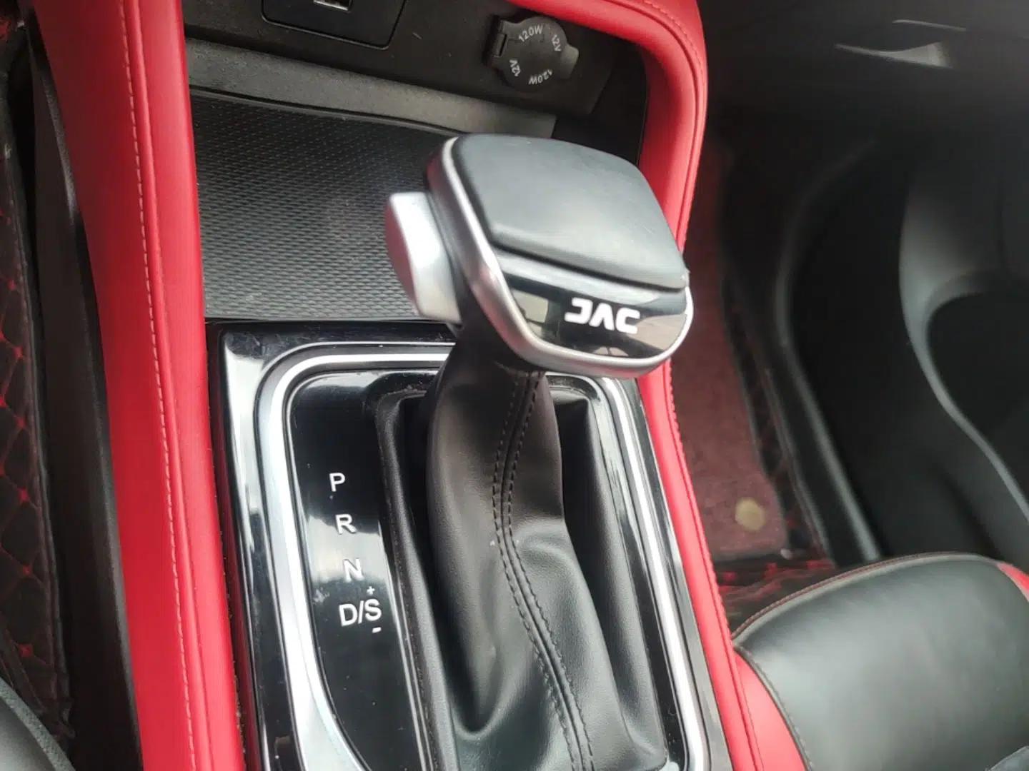 JAC Group X4 2020 1.5T CVT Dream Edition — миниатюра 17