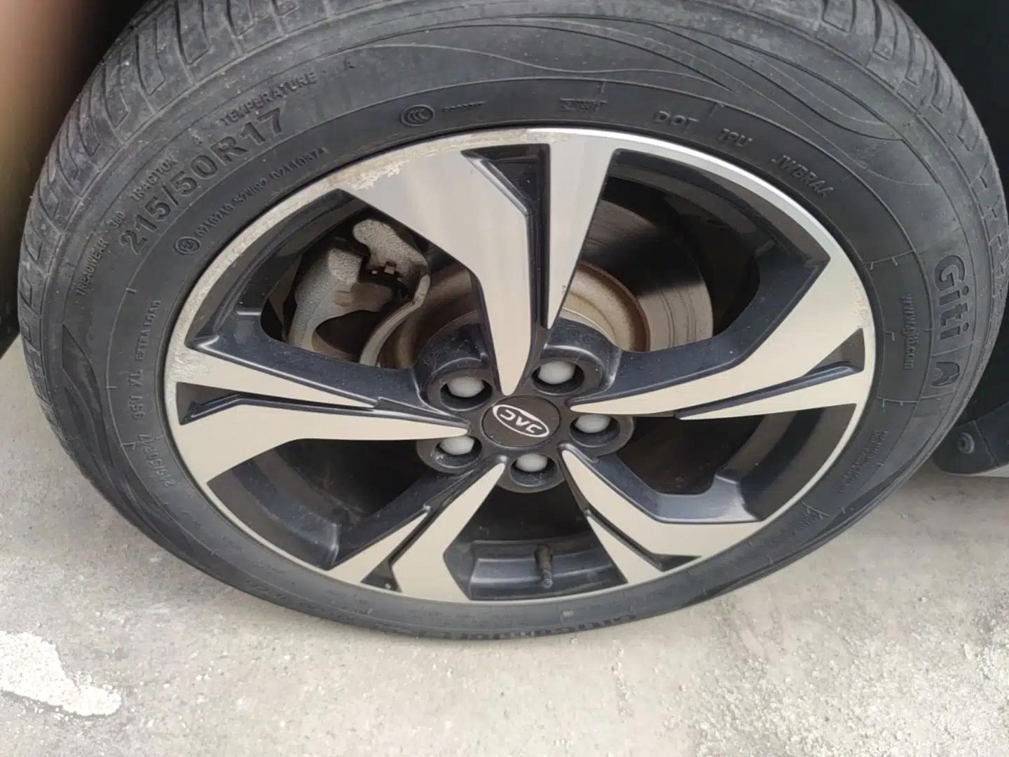 JAC Group X4 2020 1.5T CVT Dream Edition — миниатюра 8