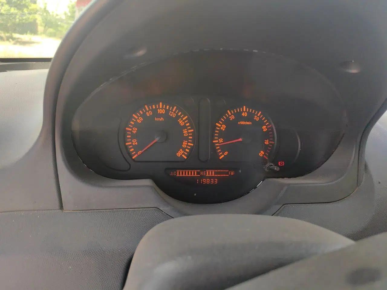 JAC Group J3 2012 1.3L Manual Standard Edition — миниатюра 12