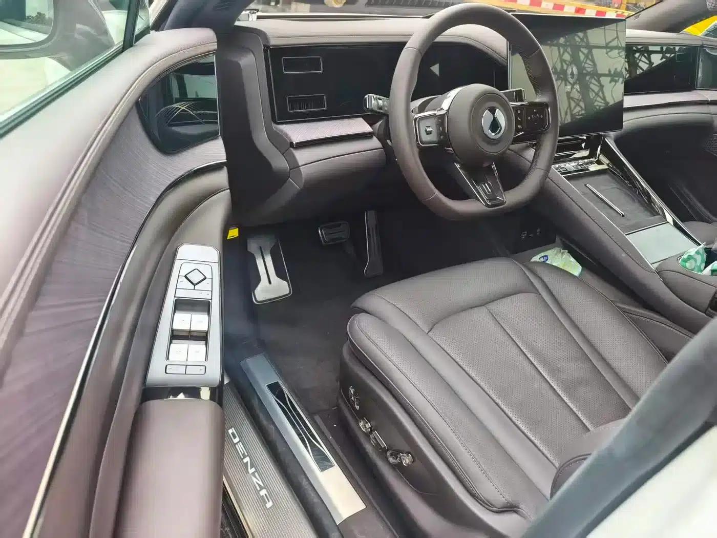 Denza Z9 2024 Model 1100km AWD Max Edition — миниатюра 5