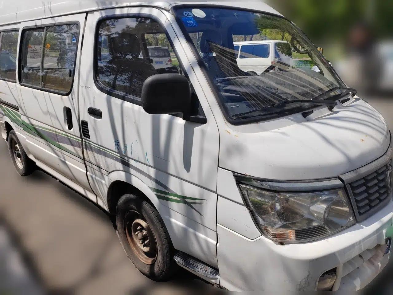 Jinbei Hiace 2014 2.0L Fifth-Generation Xiangyun Comfort Type 1 4G20C — миниатюра 3