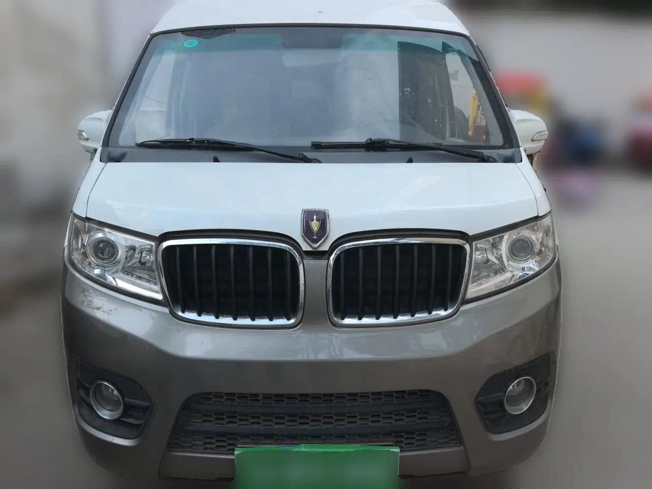 Jinbei New Hiace X30L 2019 1.5L Cargo Van Wealth Edition China VI SWC15M — миниатюра 2