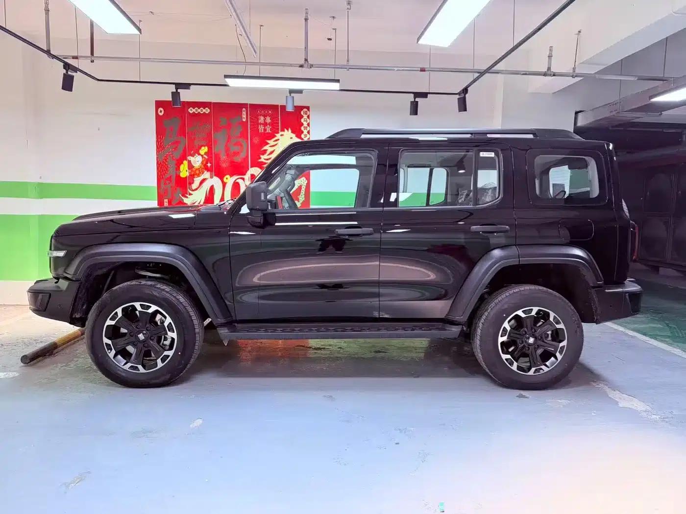 Tank 300 New Energy 2025 Hi4-T 36.7kWh — миниатюра 27