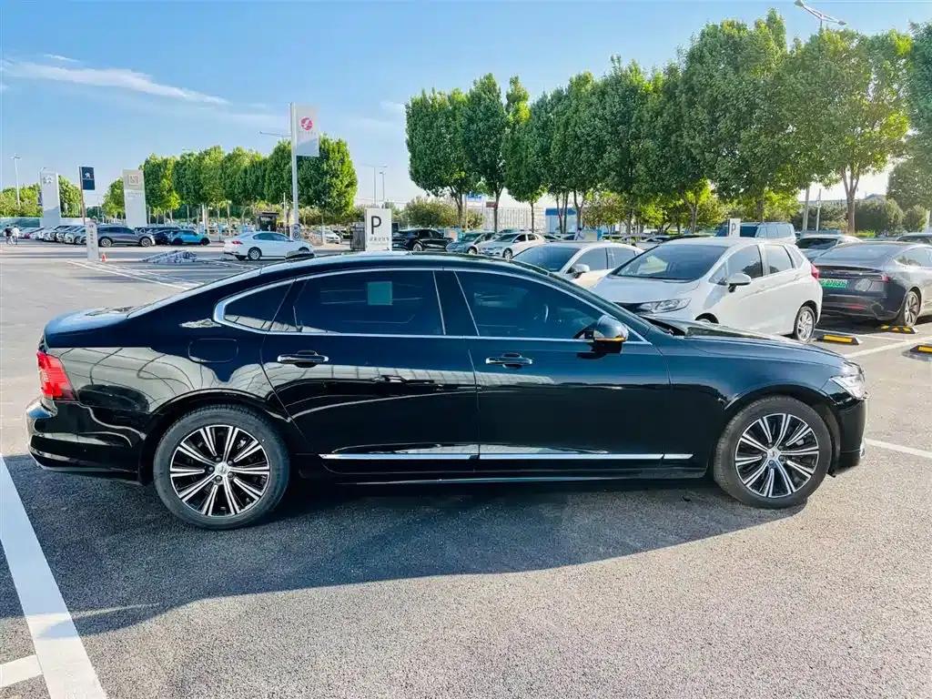 2022 Volvo S90 Plug-in Hybrid T8 E-Drive Hybrid Smart Luxury Edition — миниатюра 4