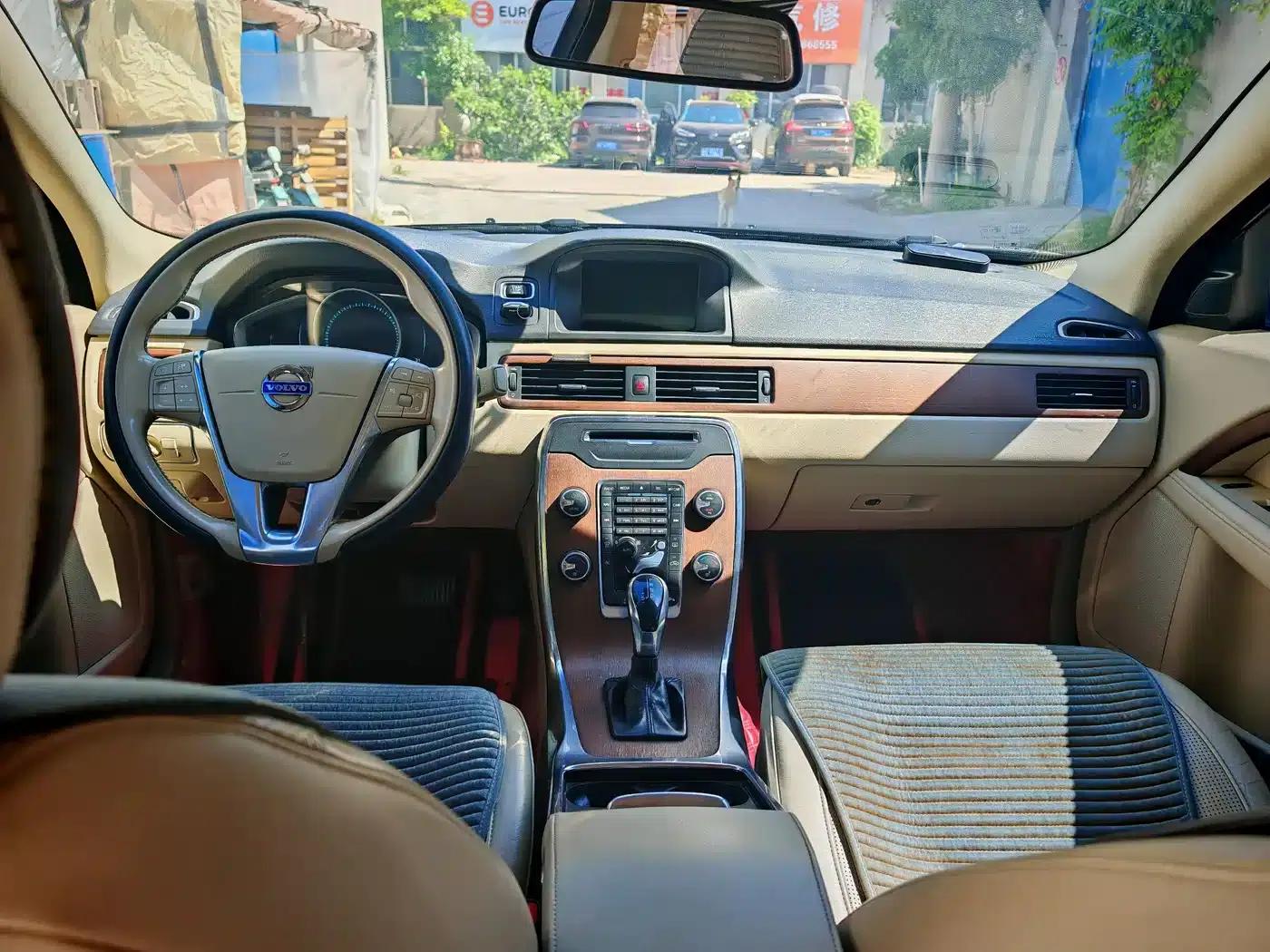 2014 Volvo S80L 2.0T T5 Smart Edition — миниатюра 6