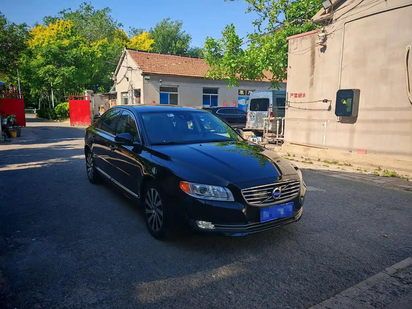2015 Volvo S80L 2.0T T5 Smart Edition — миниатюра 3