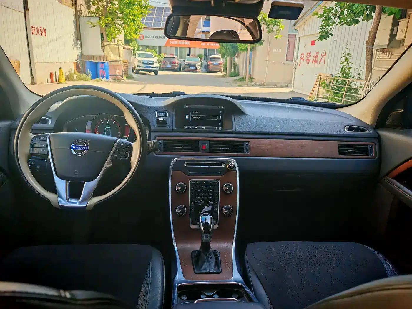 2015 Volvo S80L 2.0T T5 Smart Edition — миниатюра 6