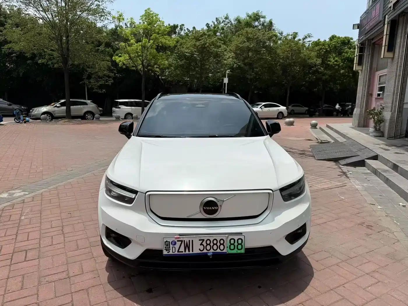 Volvo XC40 PHEV 2022 All-Wheel Drive High-Performance Edition — миниатюра 1