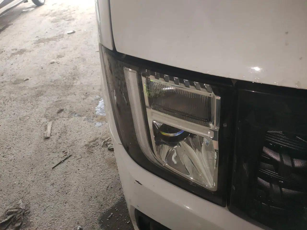 JMC Fushun 2022 2.0T Manual Van with Mid-Roof High Roof and 3 Seats — миниатюра 7