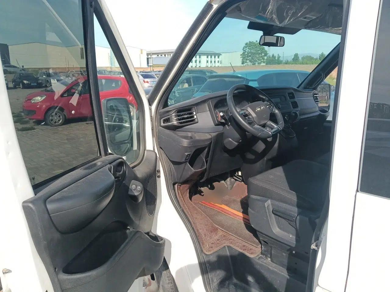 JMC Fushun 2023 2.0T Manual Short-Wheelbase Mid-Top Commercial Multi-Purpose 6-Seater Passenger Vehicle — миниатюра 17