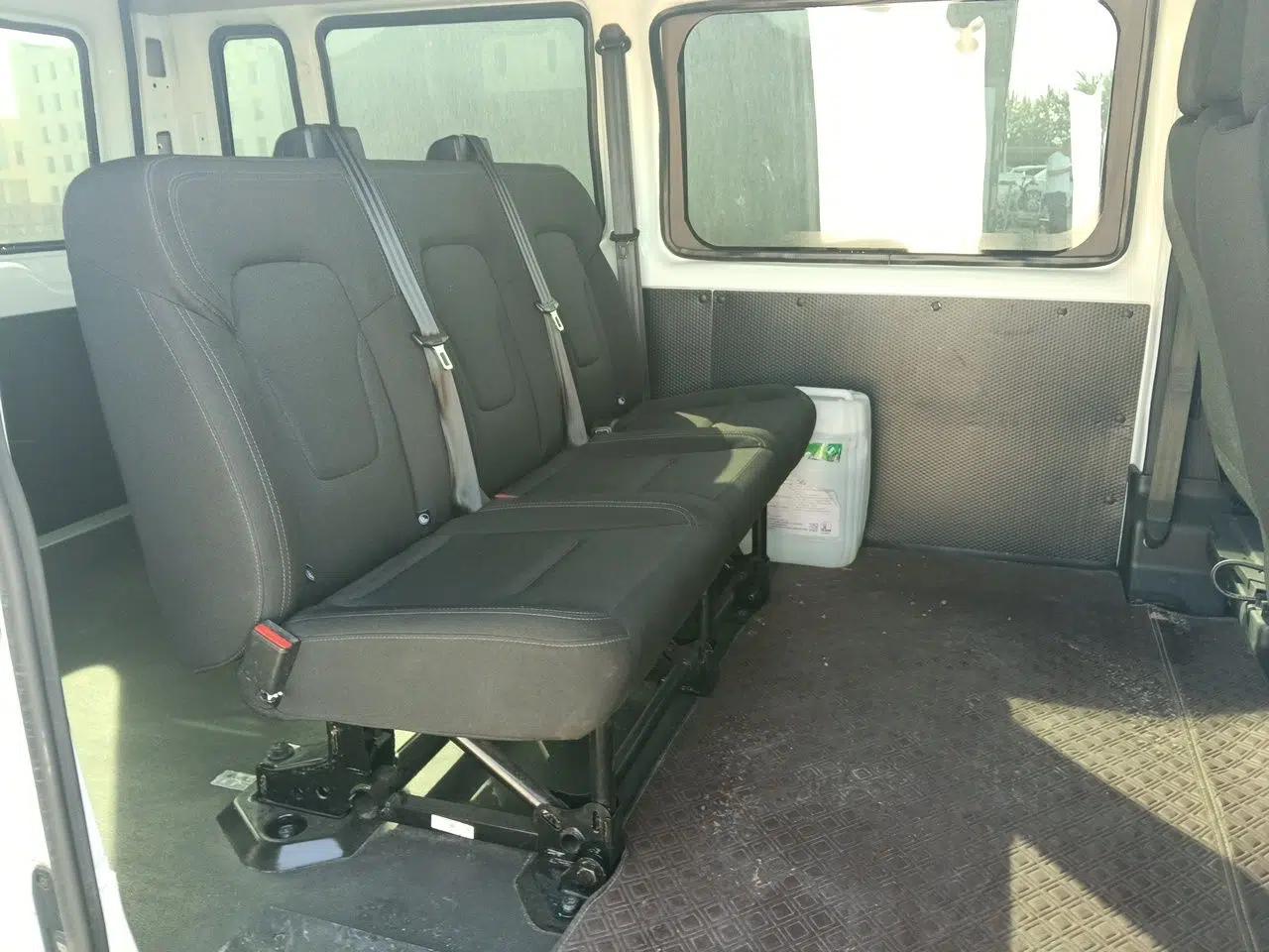 JMC Fushun 2023 2.0T Manual Short-Wheelbase Mid-Top Commercial Multi-Purpose 6-Seater Passenger Vehicle — миниатюра 18