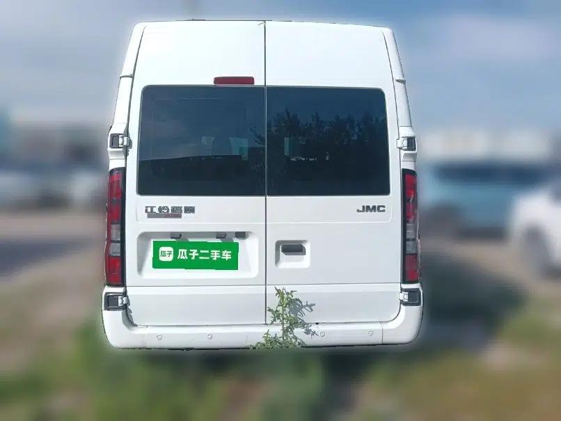 JMC Fushun 2023 2.0T Manual Short-Wheelbase Mid-Top Commercial Multi-Purpose 6-Seater Passenger Vehicle — миниатюра 5