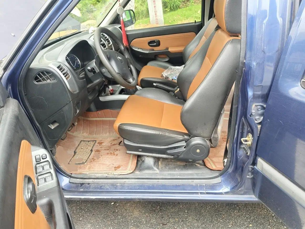 JMC Baodian 2016 2.8T New Value-Added Diesel Two-Wheel Drive Standard Version JX493ZLQ4G — миниатюра 16