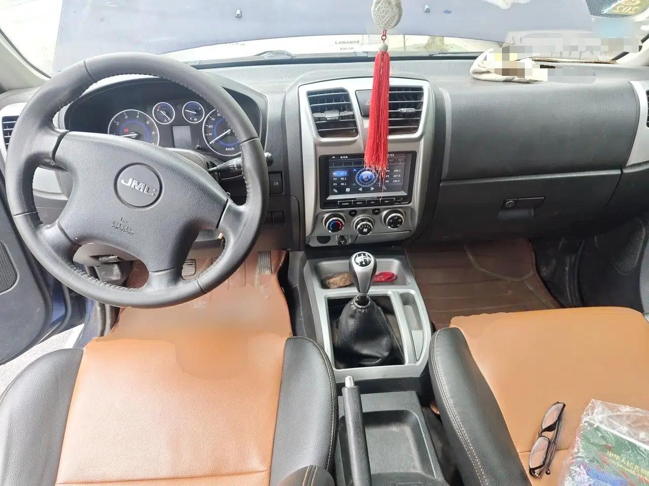 JMC Baodian 2016 2.8T New Value-Added Diesel Two-Wheel Drive Standard Version JX493ZLQ4G — миниатюра 10