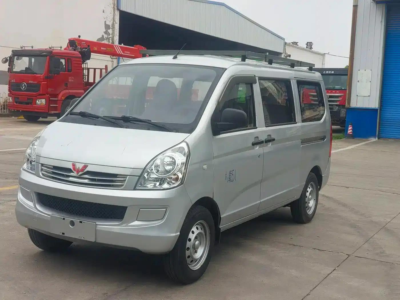 Wuling Rongguang S 2021 1.2L Standard Air Conditioning 5-Seater LSI — миниатюра 3
