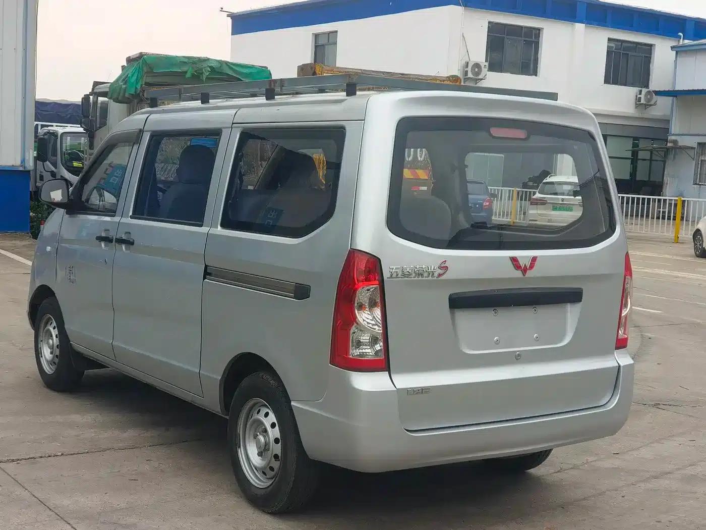 Wuling Rongguang S 2021 1.2L Standard Air Conditioning 5-Seater LSI — миниатюра 6