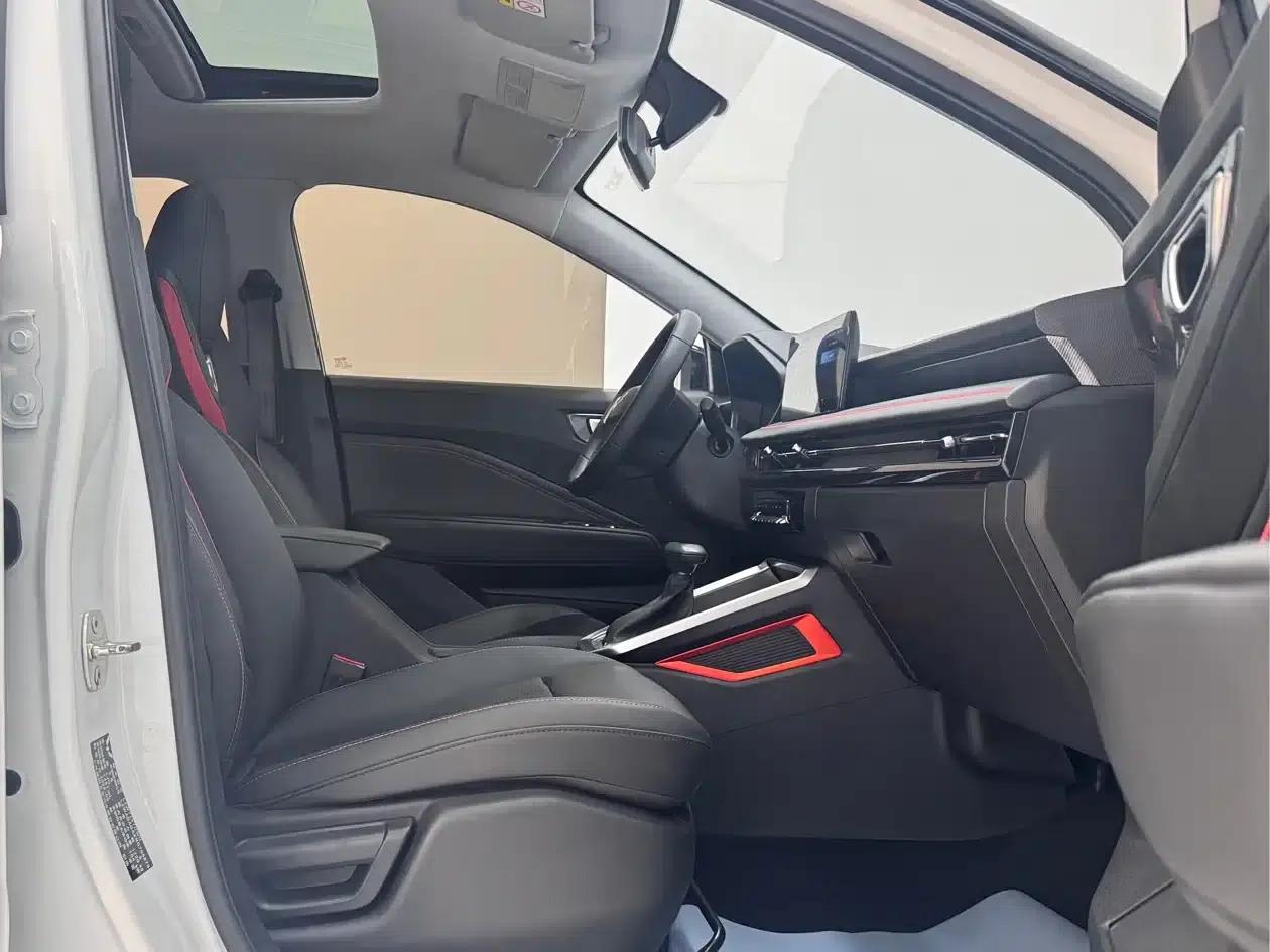 Wuling Xingchi 2022 1.5T CVT Trendy Edition — миниатюра 12