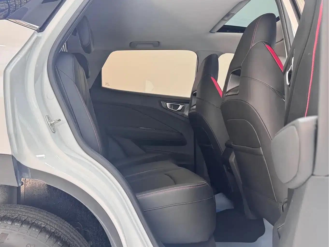Wuling Xingchi 2022 1.5T CVT Trendy Edition — миниатюра 13