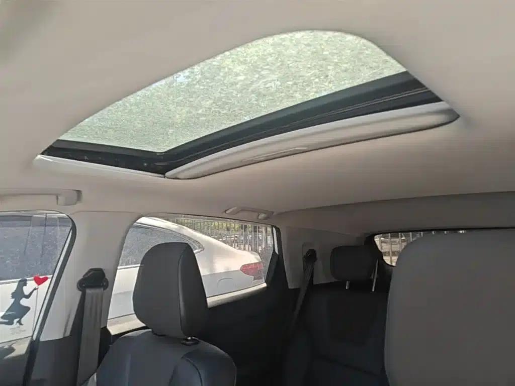 Wuling Xingchi 2022 1.5L CVT Enjoy Edition — миниатюра 17