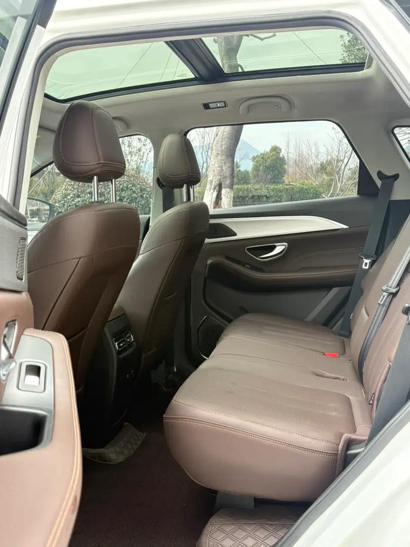 JETOUR X90 PLUS 2023 1.6TD DCT Villa 7-Seater — миниатюра 5