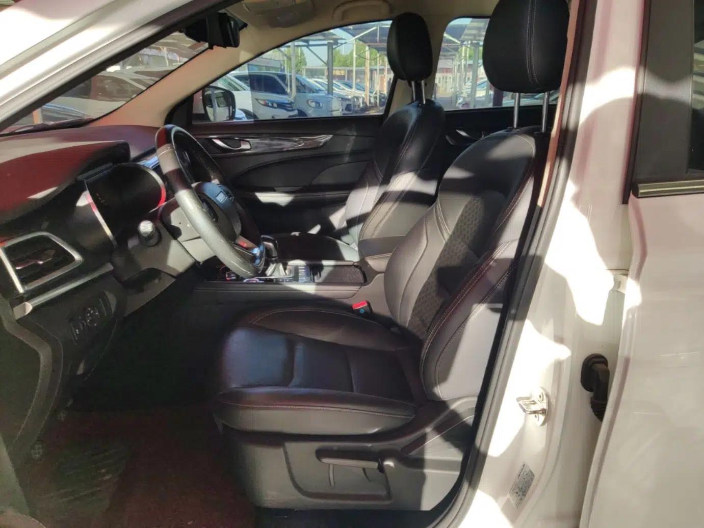 JETOUR X90 2019 1.5T Manual Enjoyment Model 7 Seats China VI Standard — миниатюра 18