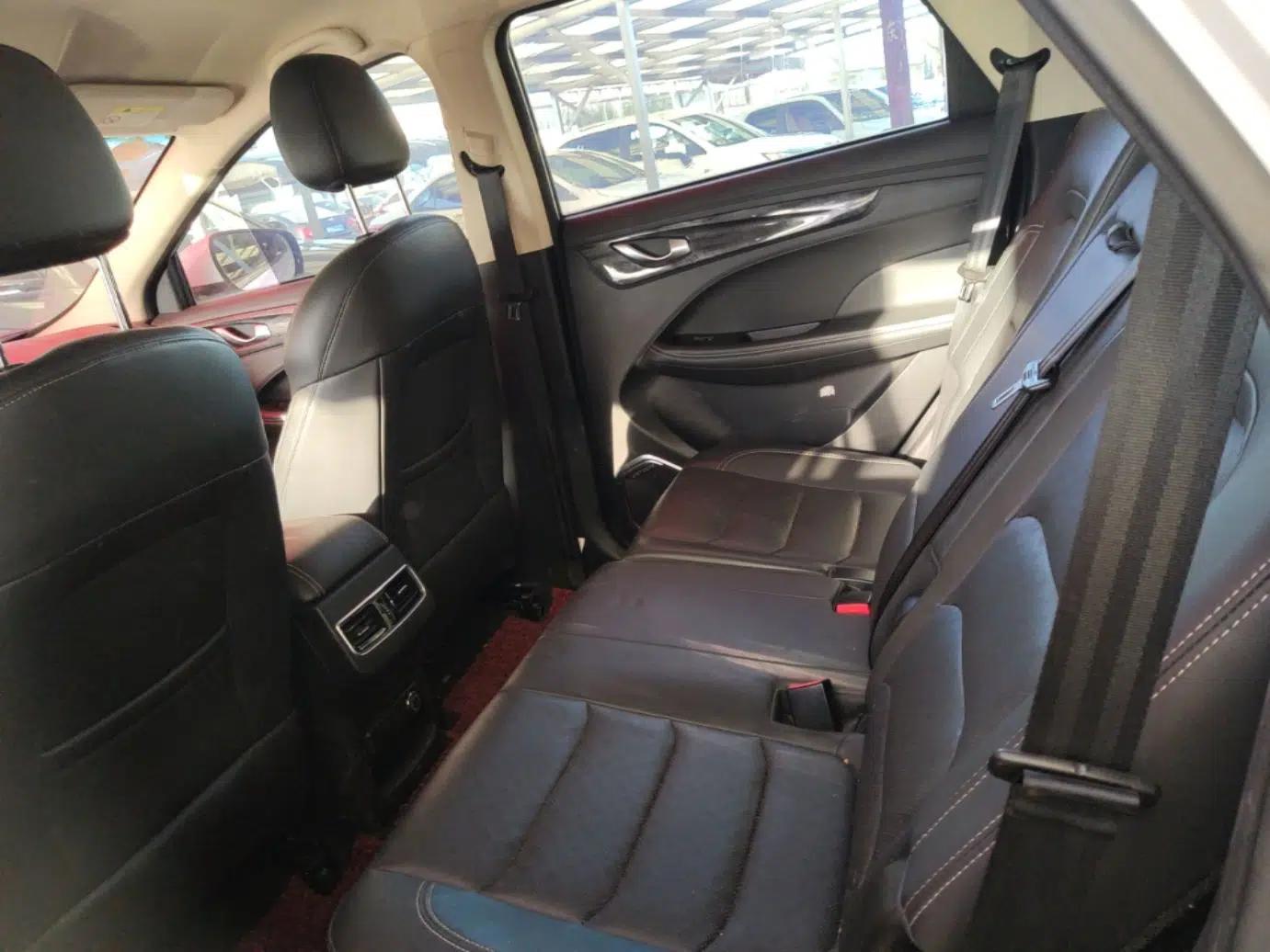 JETOUR X90 2019 1.5T Manual Enjoyment Model 7 Seats China VI Standard — миниатюра 20