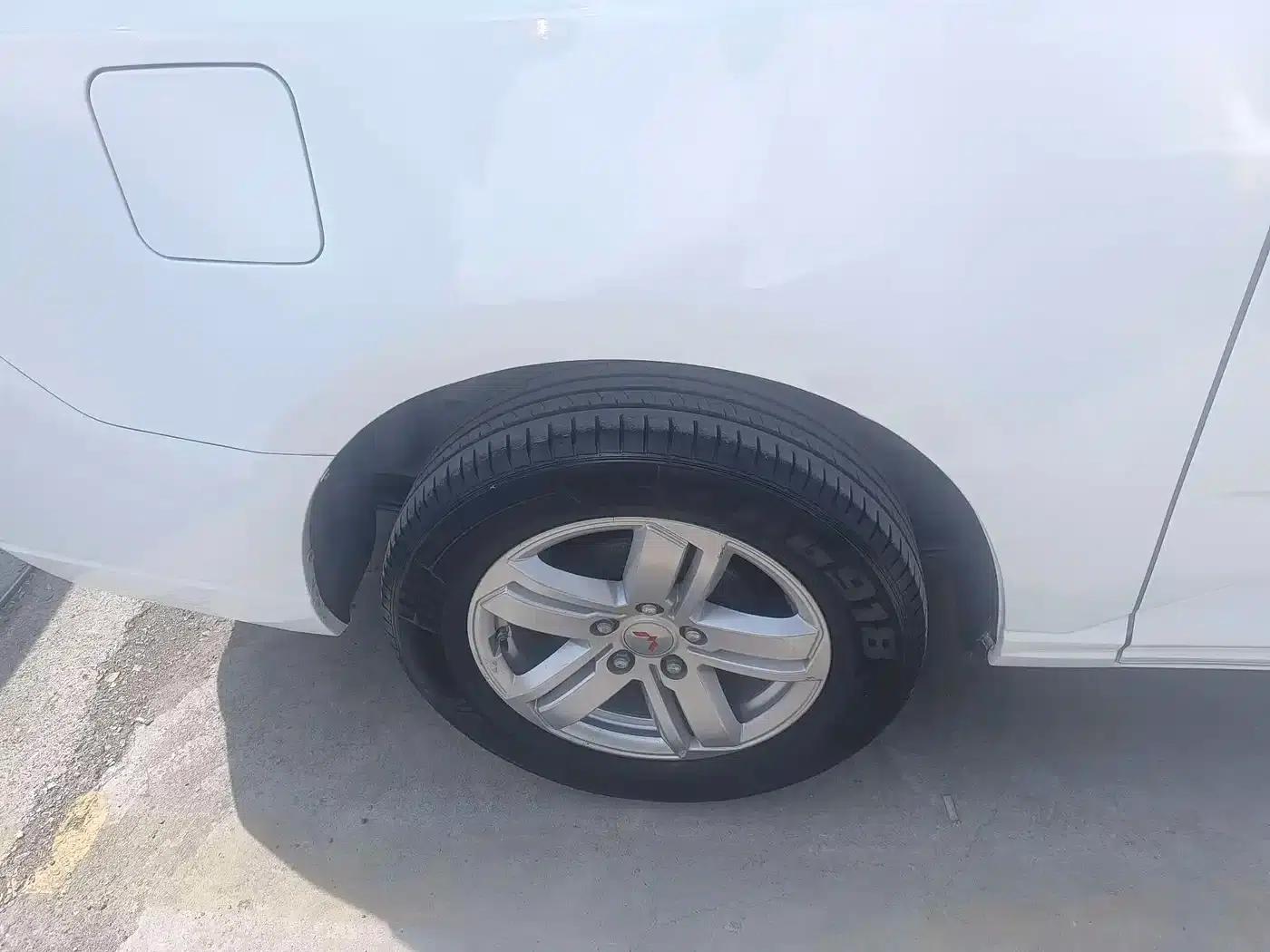 Wuling Journey 2021 1.5T Manual Deluxe Edition — миниатюра 12