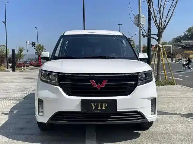 Wuling Journey 2021 1.5T Manual Deluxe Edition