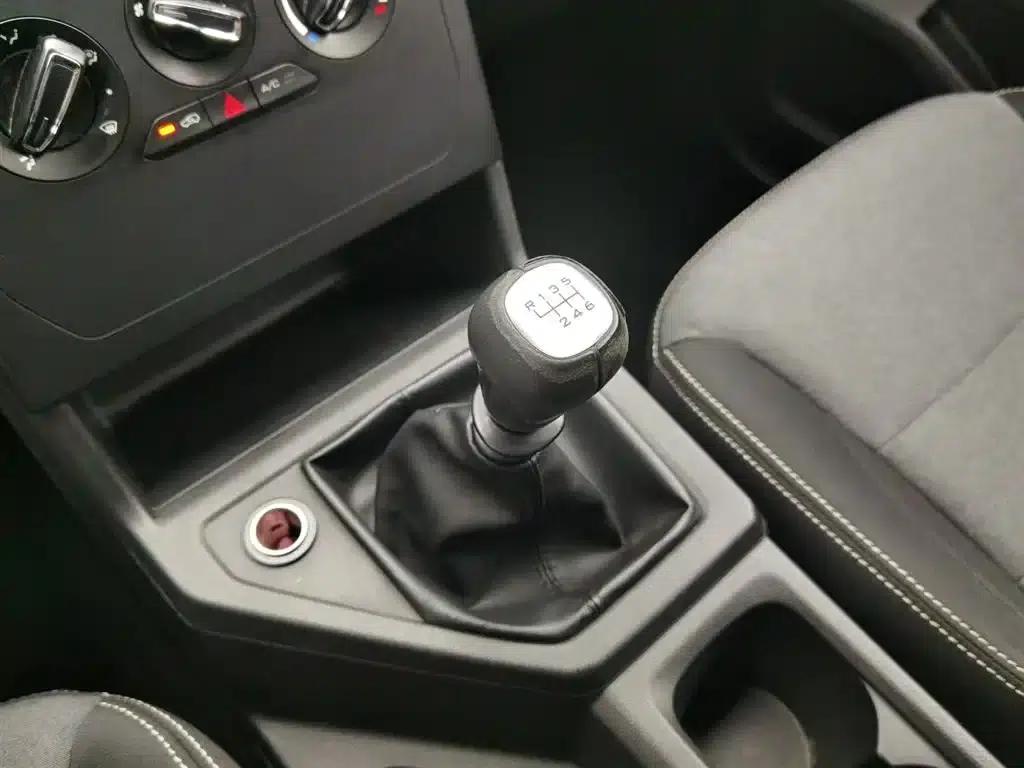 Wuling Journey 2021 1.5T Manual Comfort Model — миниатюра 13
