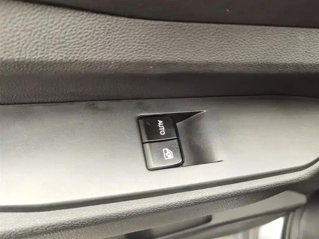 Wuling Journey 2021 1.5T Manual Comfort Model — миниатюра 9