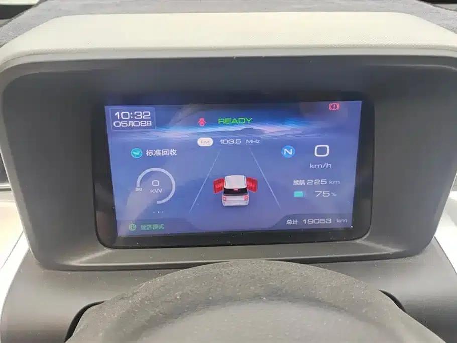 Wuling Air ev Clear Sky 2023 Two-Seat Standard Edition — миниатюра 13