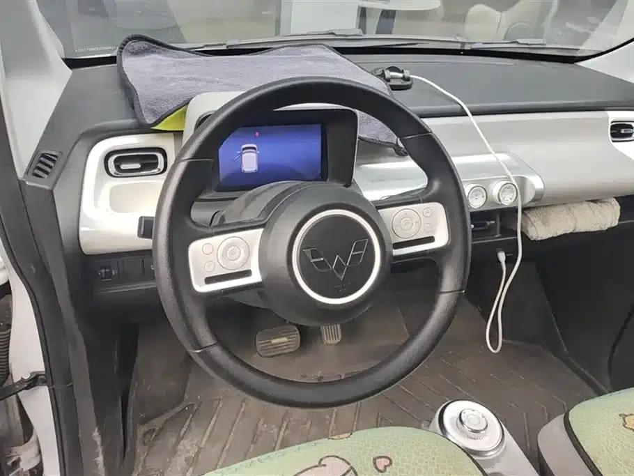 Wuling Air ev Clear Sky 2023 Two-Seat Standard Edition — миниатюра 15