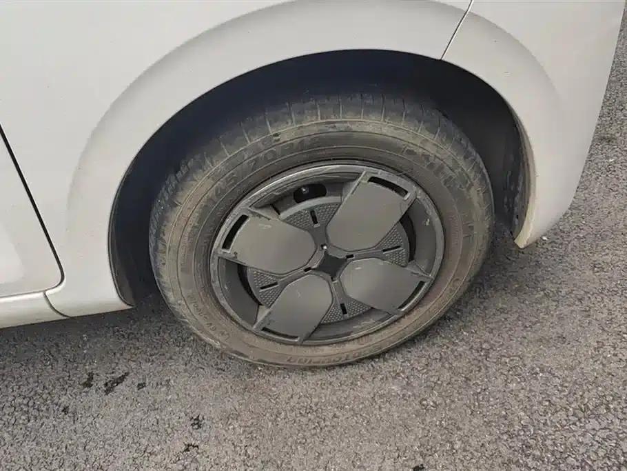 Wuling Air ev Clear Sky 2023 Two-Seat Standard Edition — миниатюра 6
