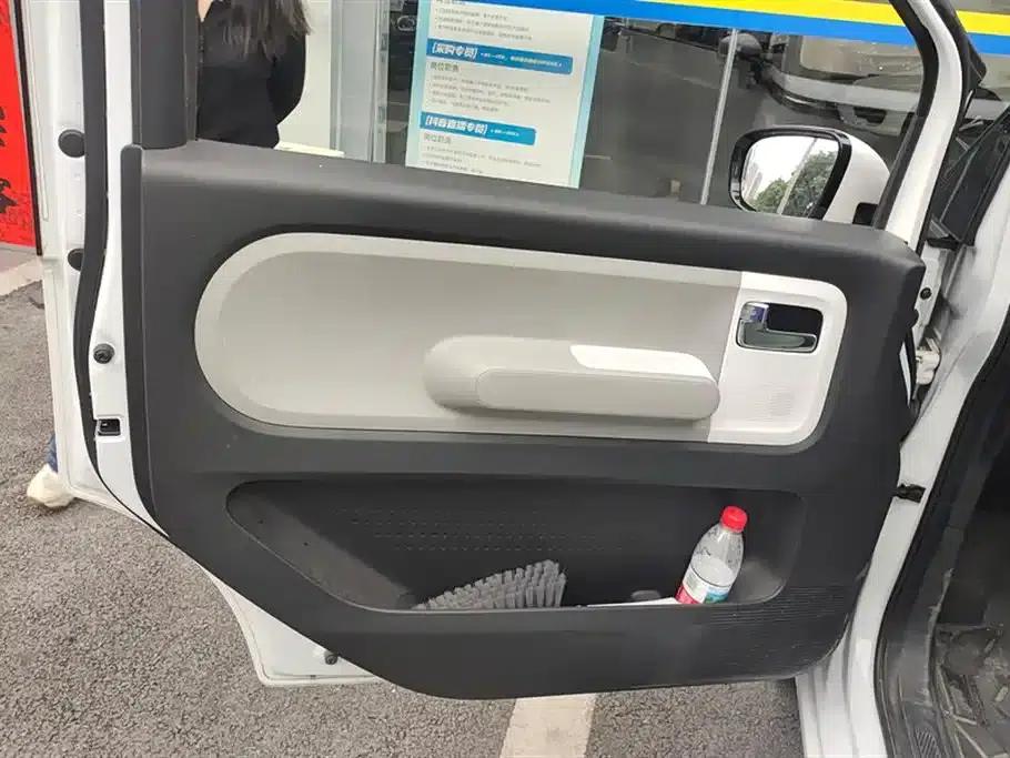 Wuling Air ev Clear Sky 2023 Two-Seat Standard Edition — миниатюра 7