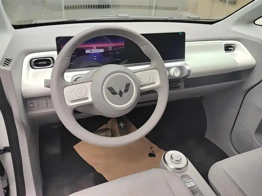 Wuling Air ev Clear Sky 2023 Two-Seat Advanced Edition — миниатюра 12