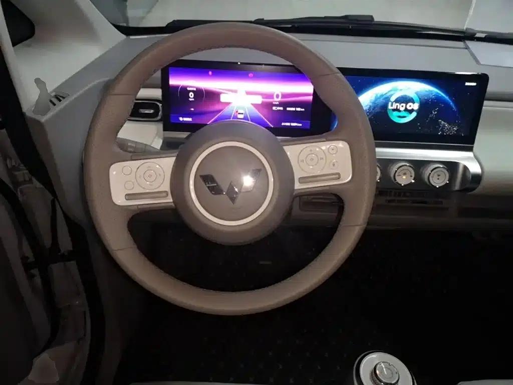 Wuling Air ev Clear Sky 2023 Model, Four-Seat - Advanced Edition — миниатюра 11