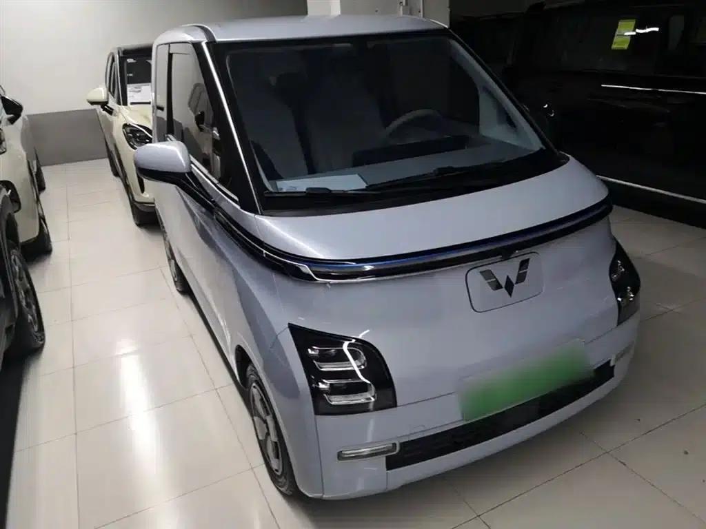 Wuling Air ev Clear Sky 2023 Model, Four-Seat - Advanced Edition — миниатюра 4