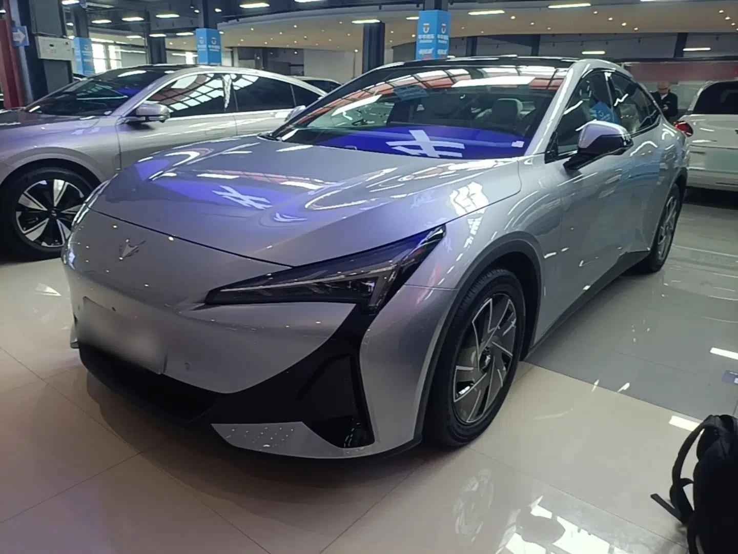 ARCFOX Alpha S5 2024 560PRO 185kW — миниатюра 1