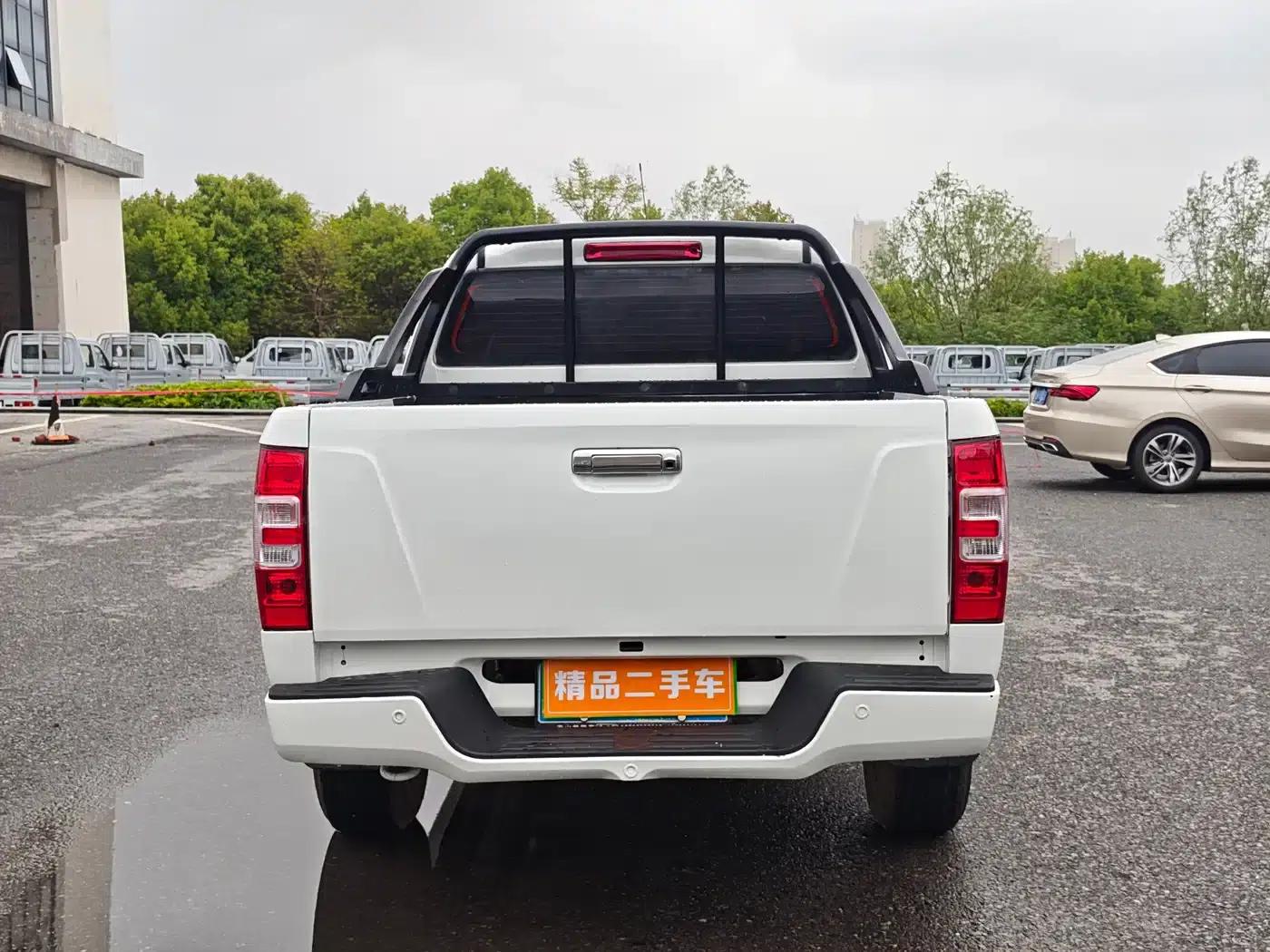 RE-MAX 2018 2.8T Classic Edition 2WD Luxury Model with Extended Cargo Box JE493ZLQ5F — миниатюра 4