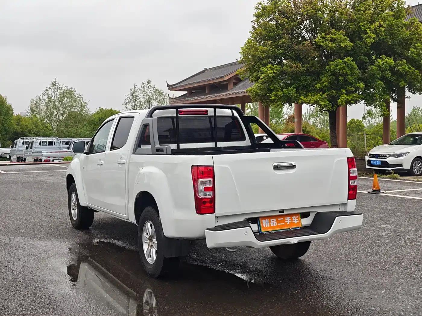 RE-MAX 2018 2.8T Classic Edition 2WD Luxury Model with Extended Cargo Box JE493ZLQ5F — миниатюра 5