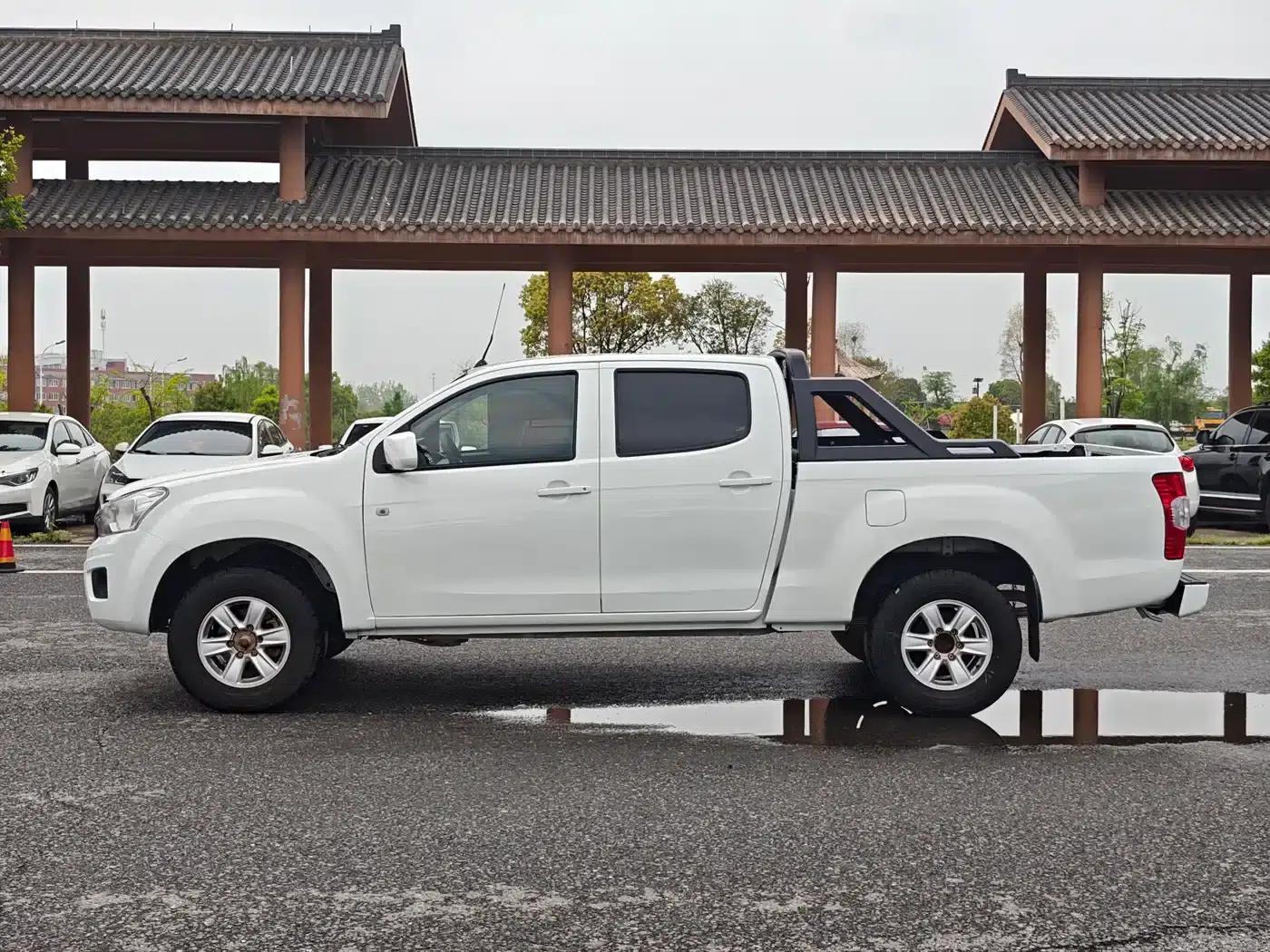 RE-MAX 2018 2.8T Classic Edition 2WD Luxury Model with Extended Cargo Box JE493ZLQ5F — миниатюра 10