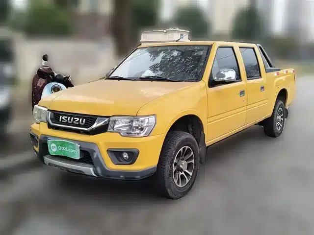 Qingling Isuzu T17 2021 Model 3.0T Diesel Two-Wheel Drive Flatbed Truck with Extended Wheelbase 4KH1CT6H1