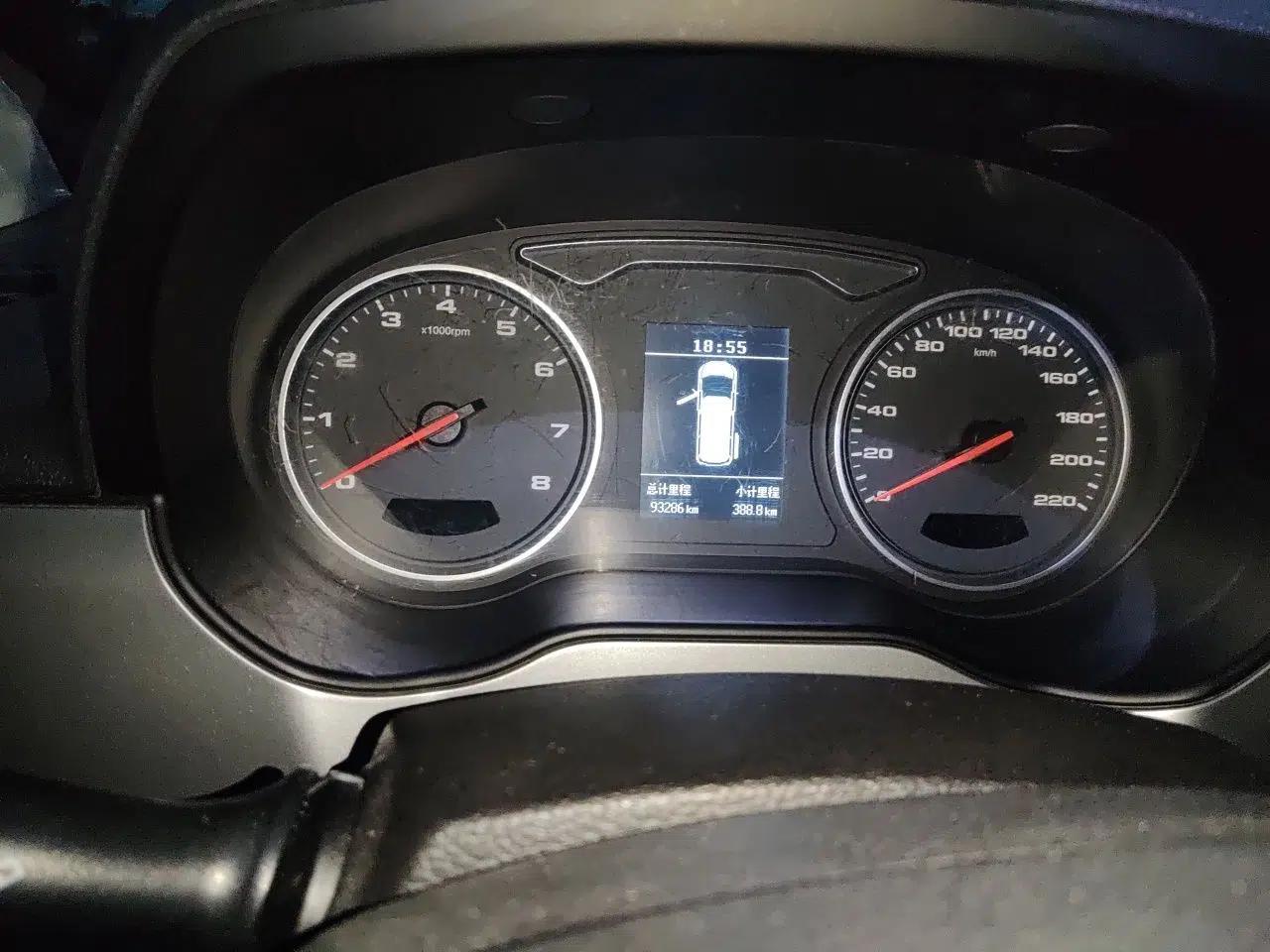 JAC Refine M4 2019 Business & Travel Series 2.0L Manual Speed Edition China VI Standard — миниатюра 12