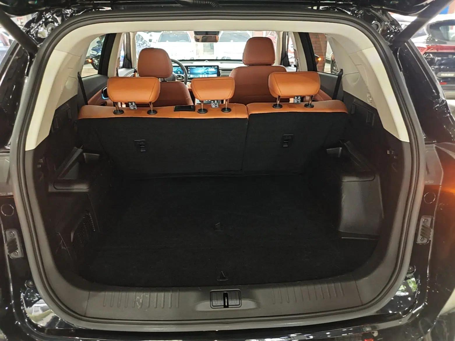 JETOUR Shanhai L7 2024 1.5T 120km MAX 5-Seater — миниатюра 22